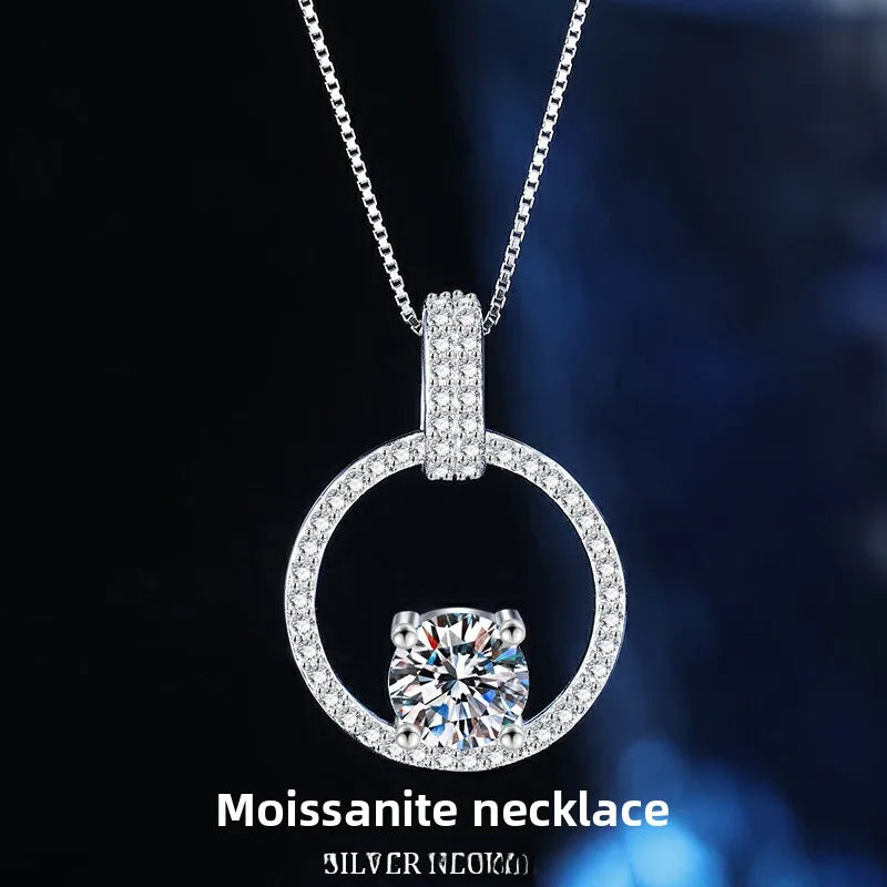 925 Sterling Silver One Carat Moissanite Necklace For Women Fashionable Elegant Versatile Luxurious Micro Pave Round Pendant Collarbone Chain