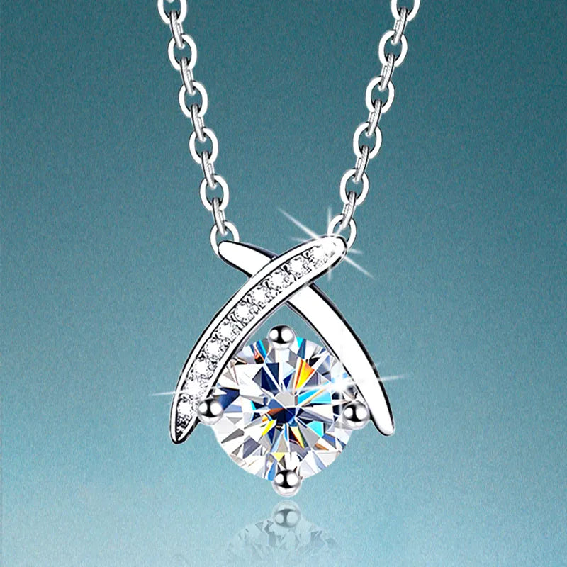 Fashionable 925 Silver Pendant Necklace With Moissanite For Birthday Wedding Anniversary Elegant Jewelry Gift Recommendation Prom Jewelry